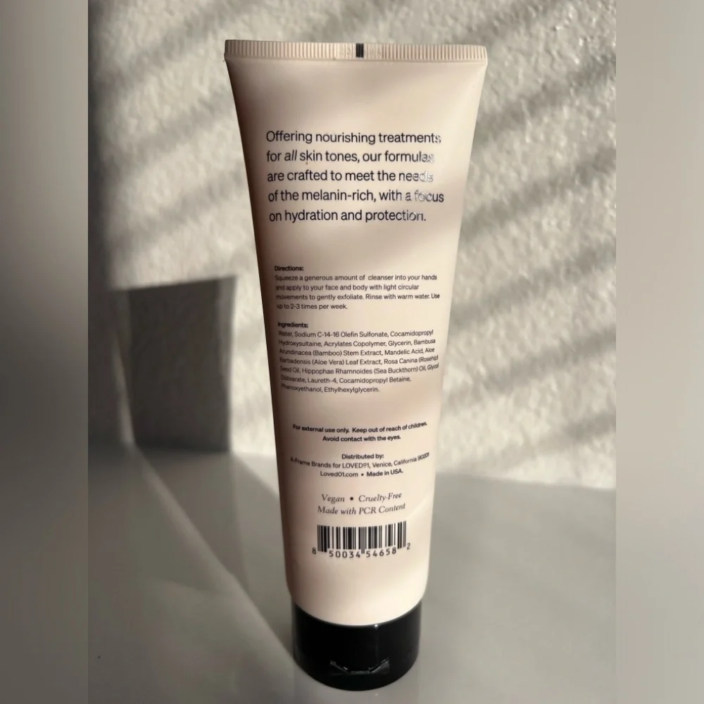 Loved 01 by John Legend Exfoliating Cleanser